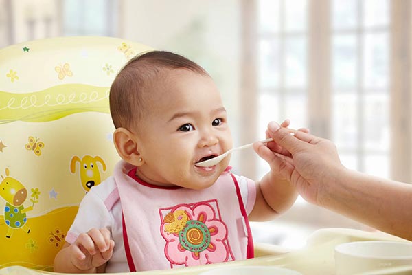 Trẻ em ăn yến sào có tốt không ?