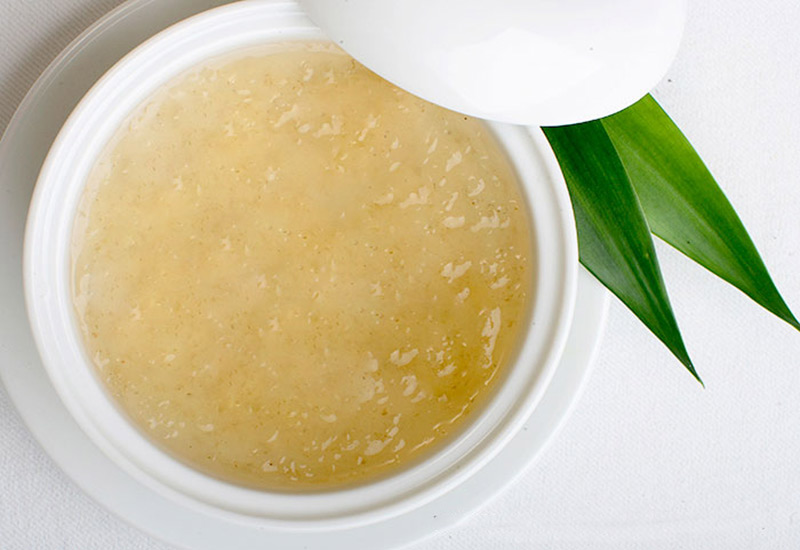 công dụng và cách dùng yến chưng đường phèn